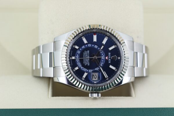 Rolex Sky-Dweller 336934 blue dial and sub dial