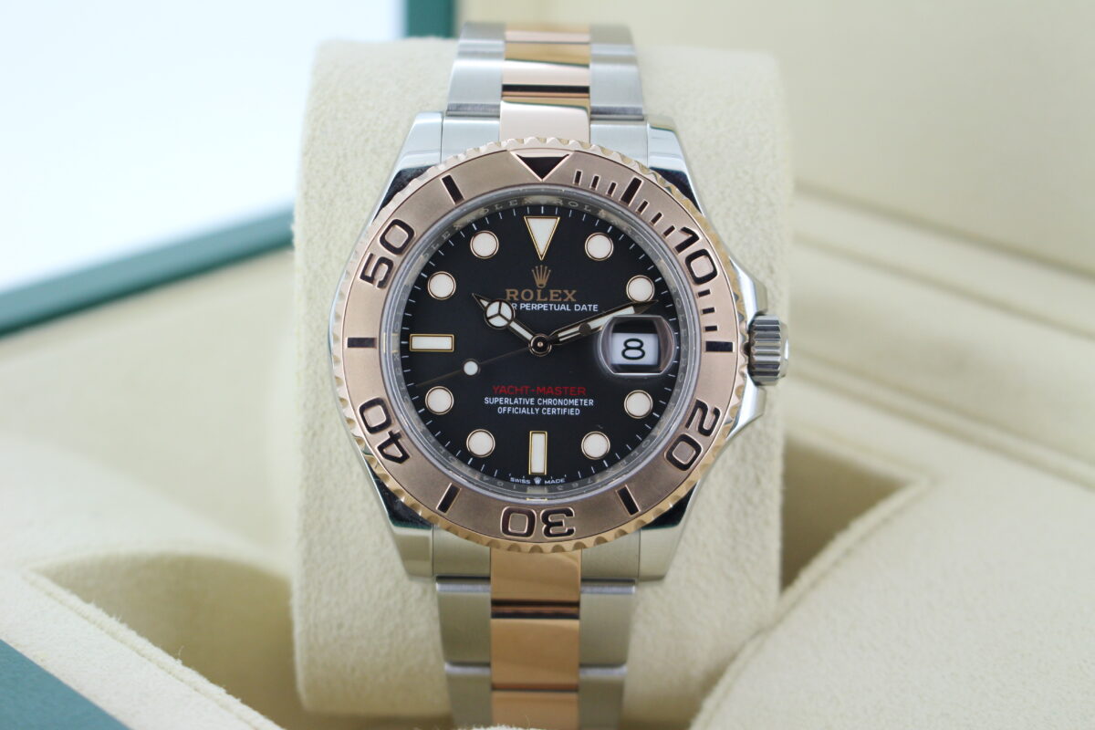 Rolex Yacht-Master 40 126621 in it's box