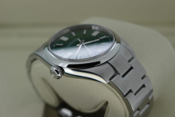 Rolex Oyster Perpetual 41 134300