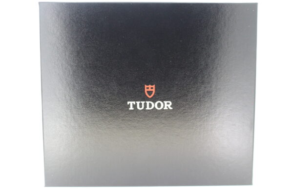 Black Tudor outer box