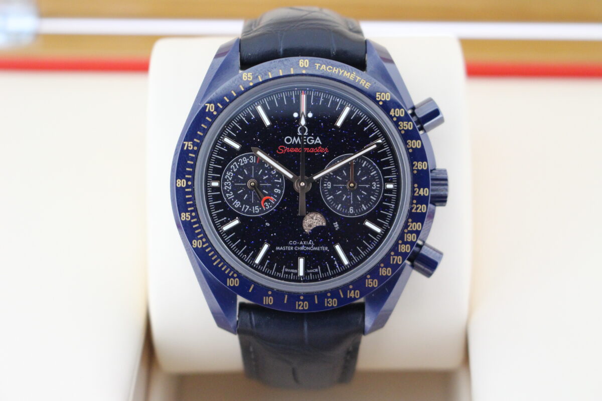 Omega Speedmaster Moonphase blue side of the moon watch