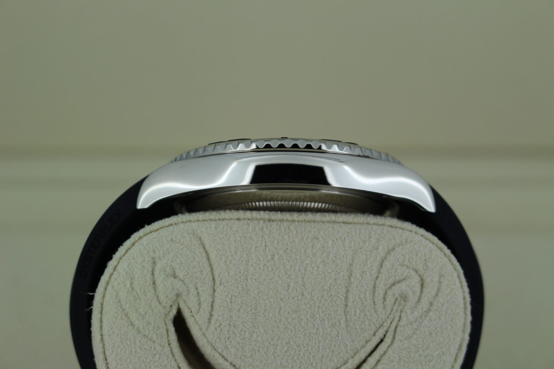 Rolex Yacht Master Case Side White Gold