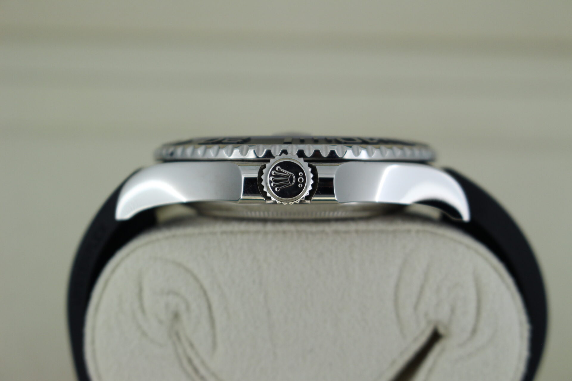 Rolex crown and case side