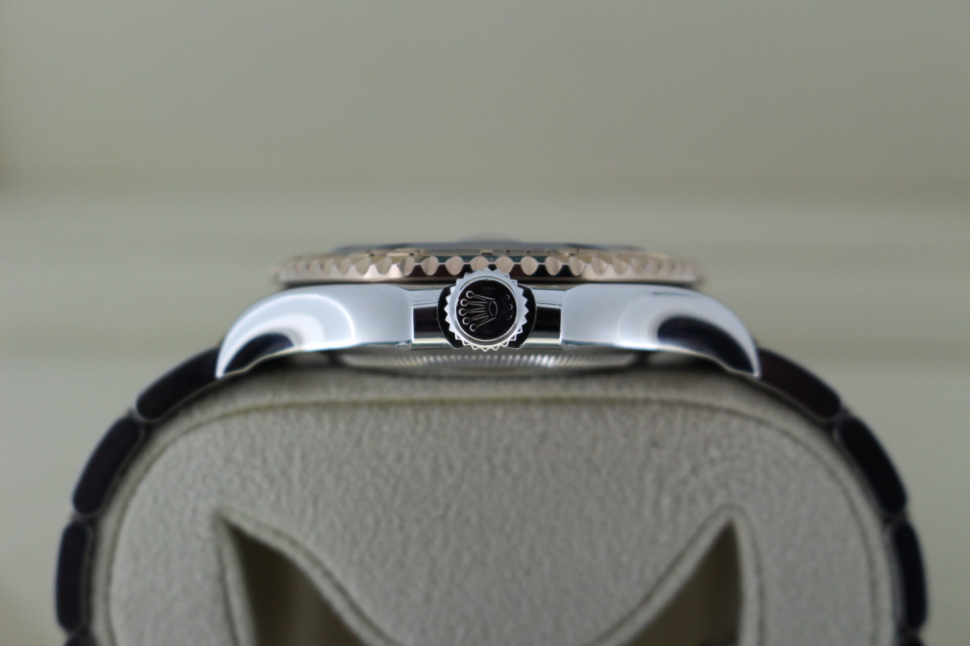 Rolex YM crown and case side