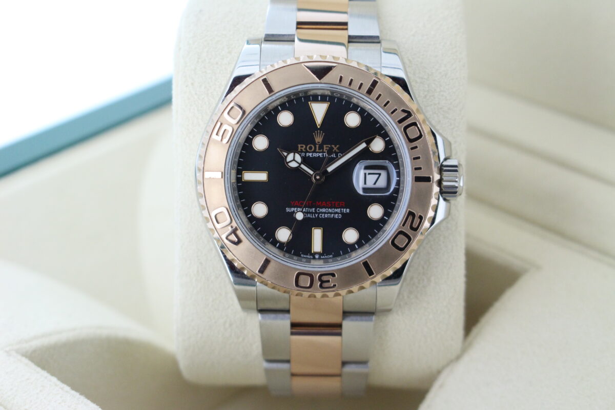 Rolex Yacht-master 40 Rose gold black dial