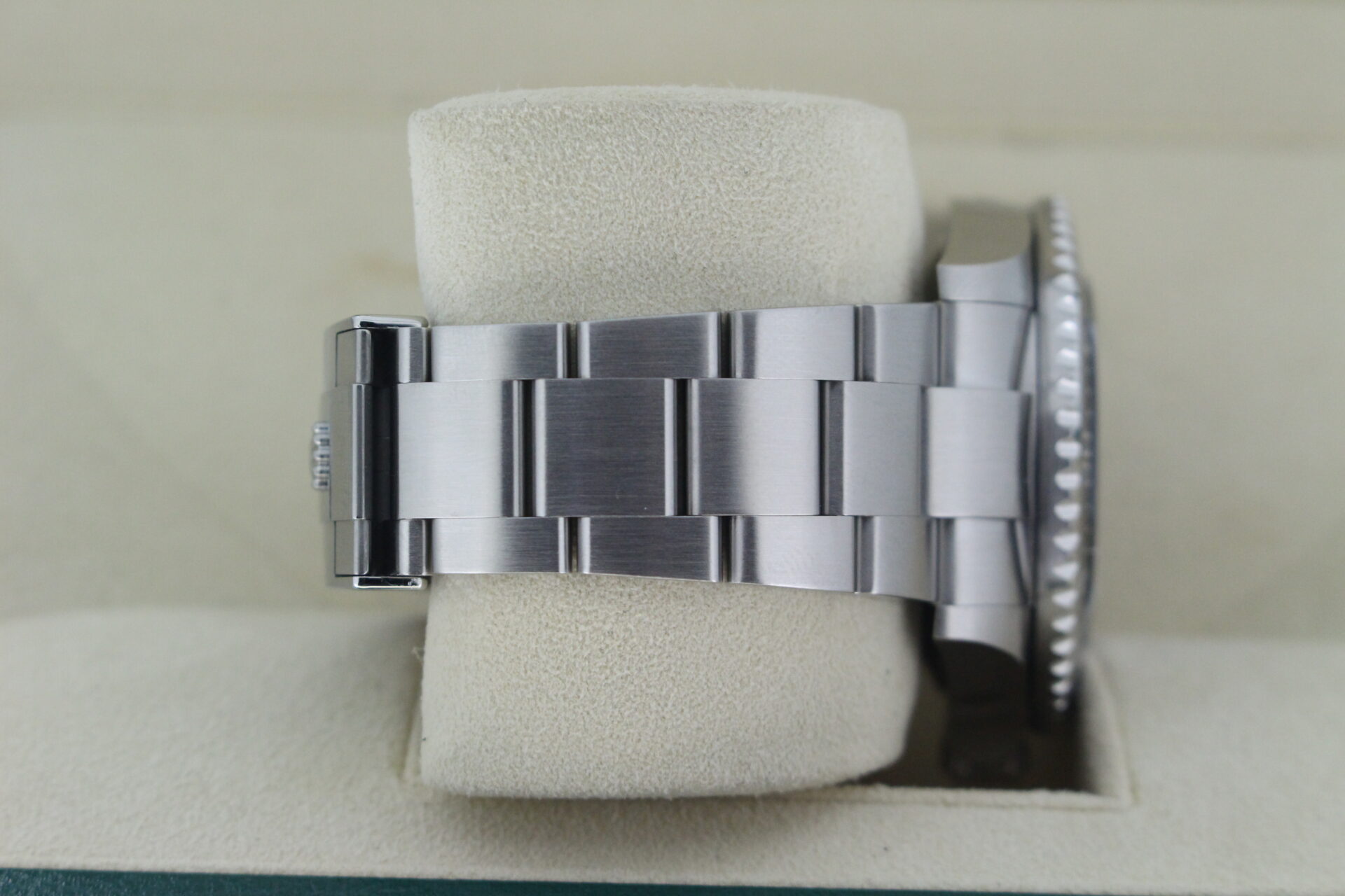 Rolex Sea-Dweller 126600 50th anniversary edition Oyster bracelet