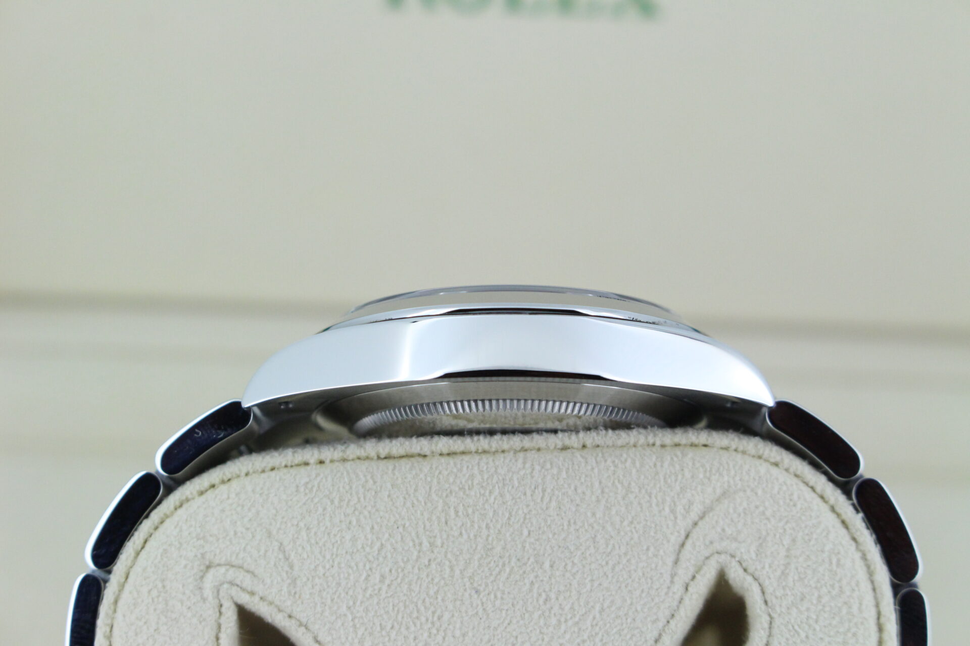 Rolex Air-King 126900 case