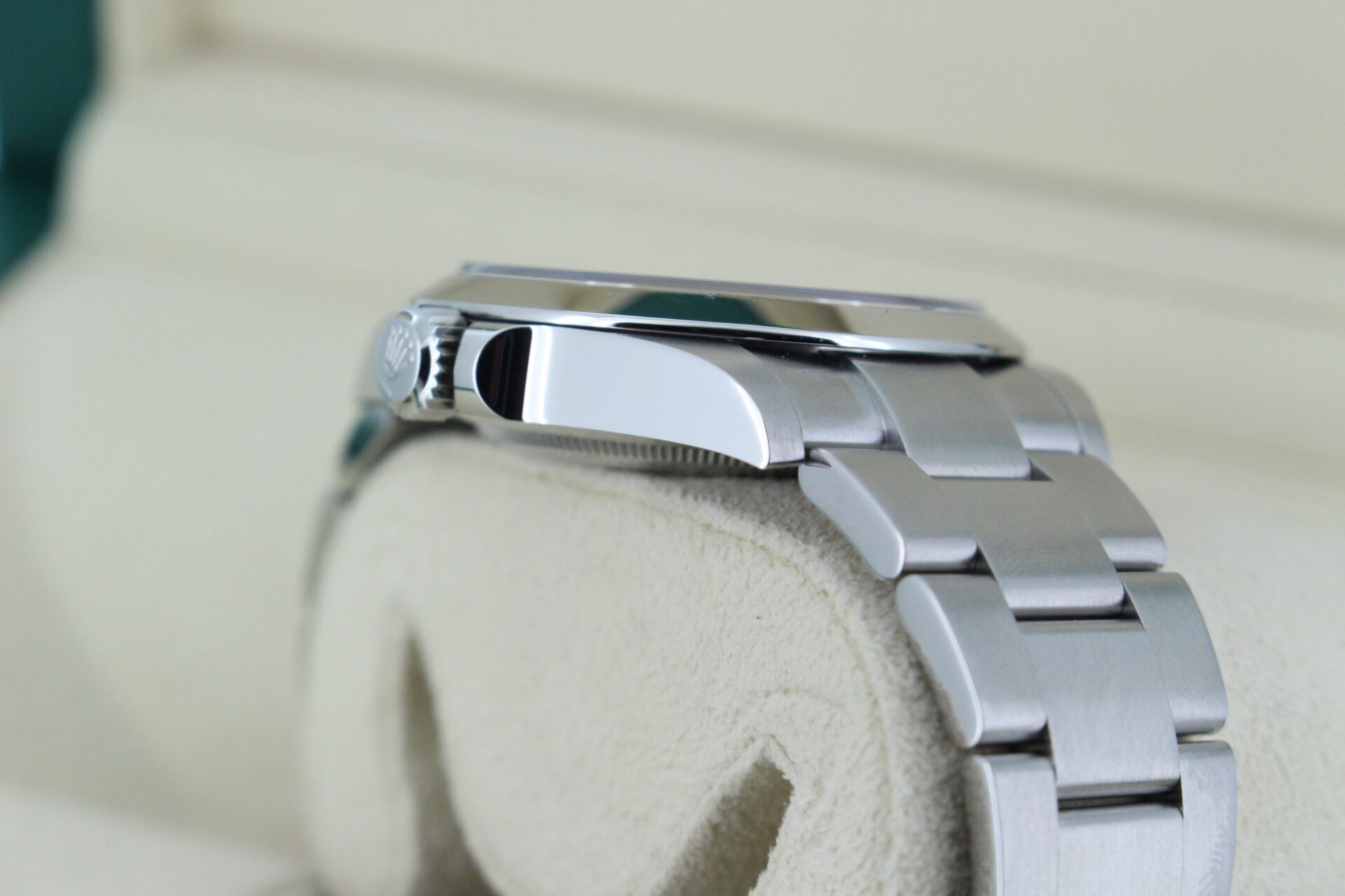 Rolex Air-King 126900 angle of crown