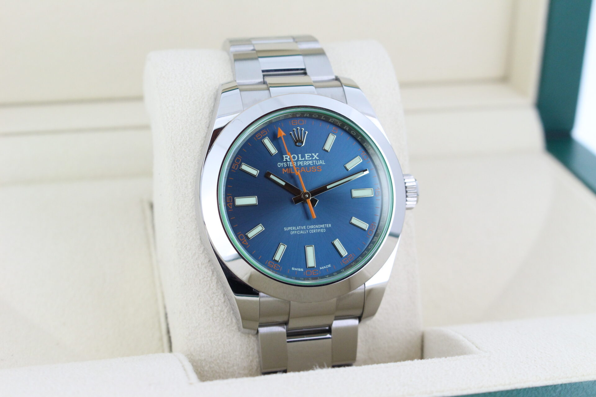 Rolex Milgauss Z-Blue 116400GV - Image 5
