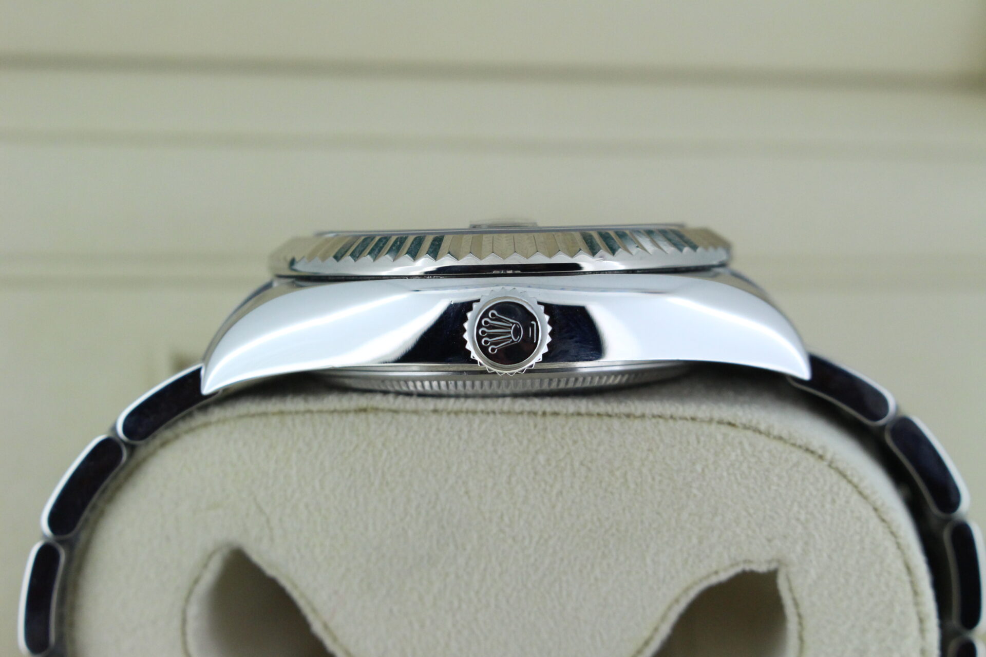 Rolex Crown and case side on a sky dweller