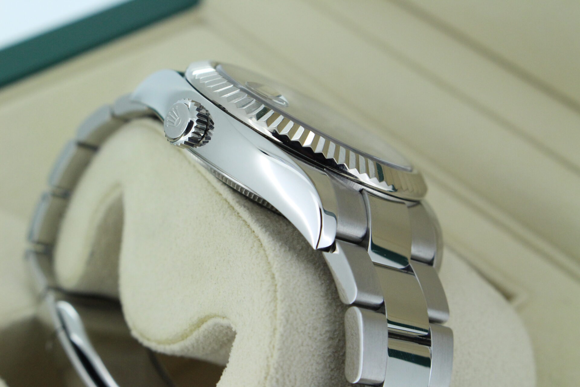 Rolex Sky-Dweller Blue Dial 326934 - Image 16