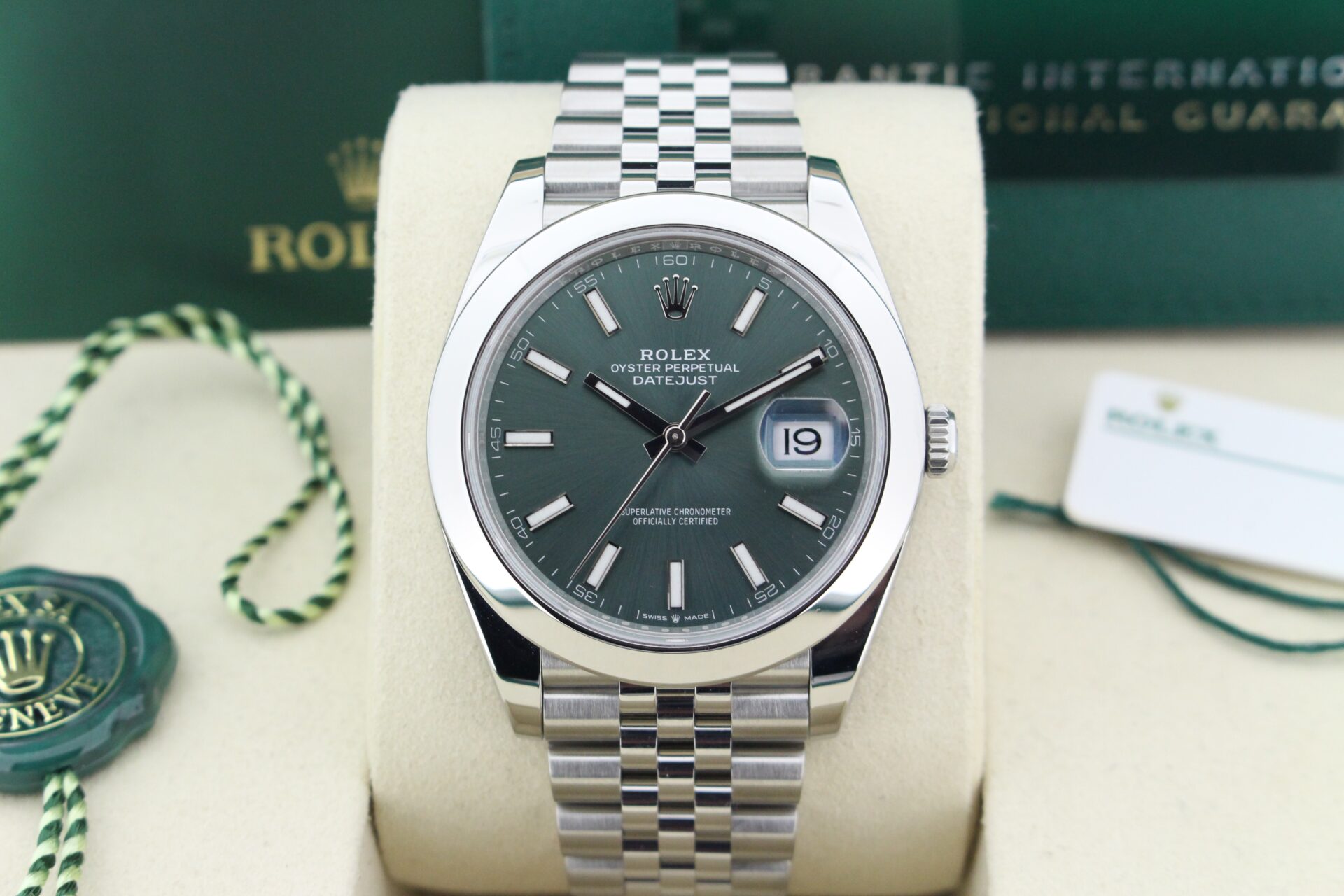 Rolex Datejust 41 126300 - Image 2