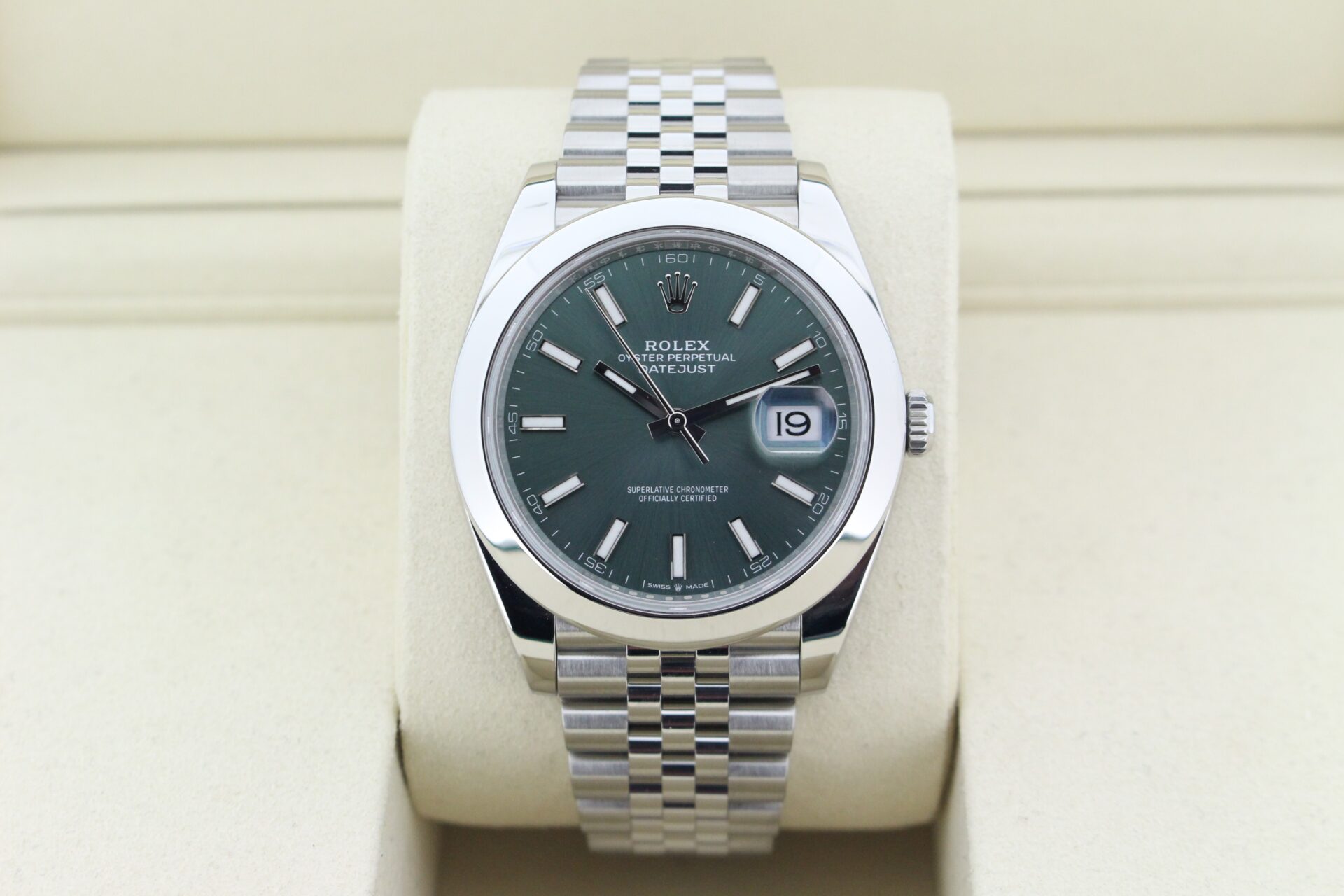 Rolex Datejust 41 126300 - Image 4