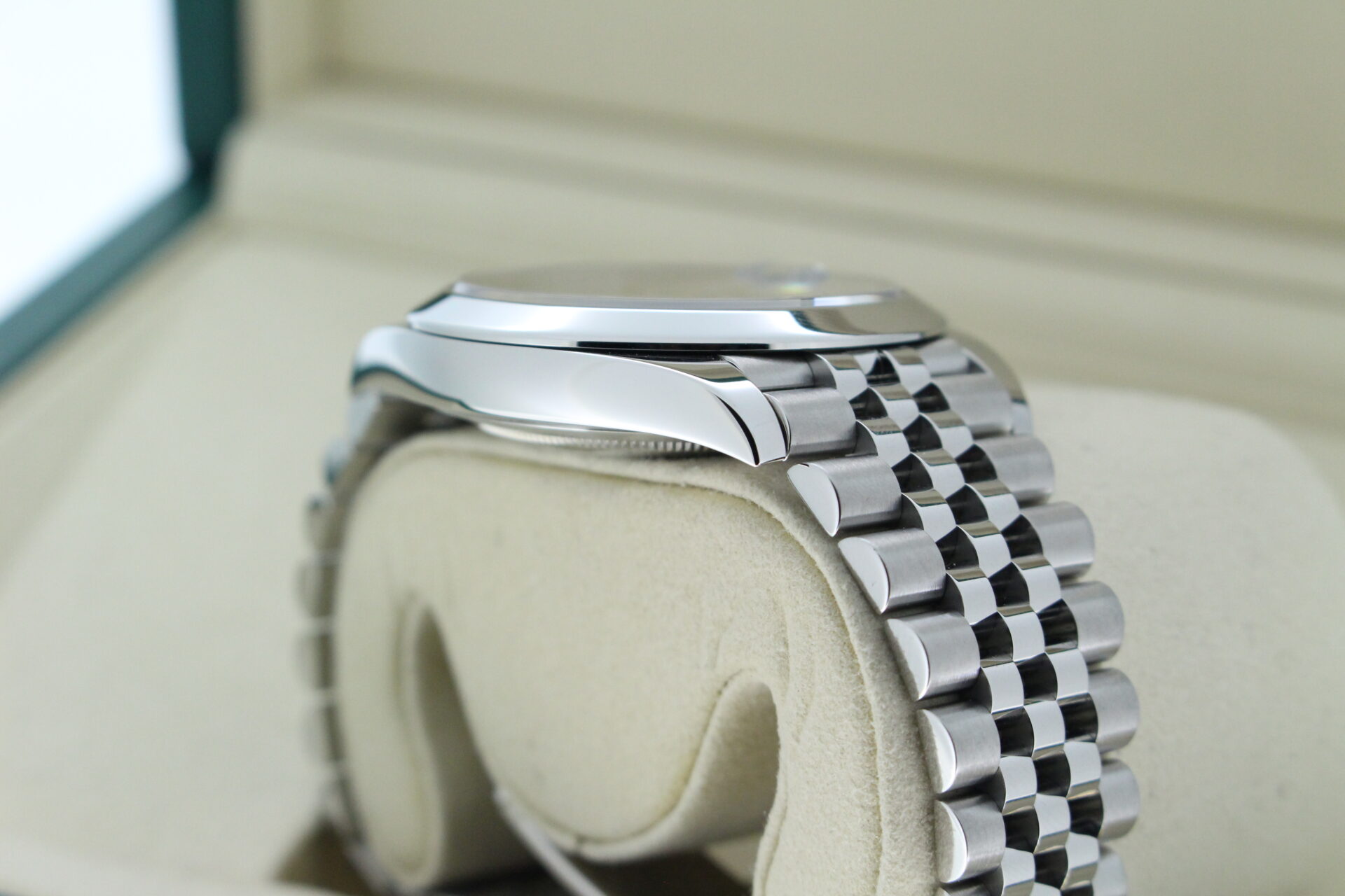 Rolex Datejust 41 126300 - Image 16