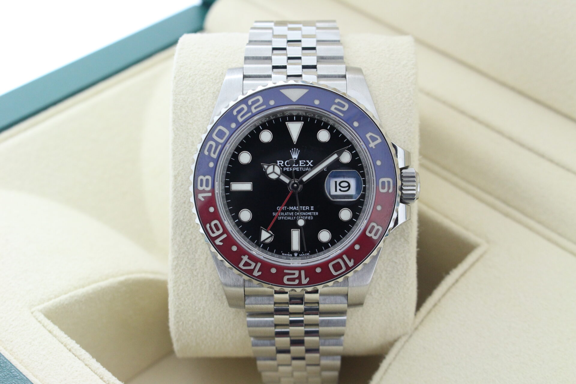 Rolex GMT Master II Pepsi 126710BLNR turned