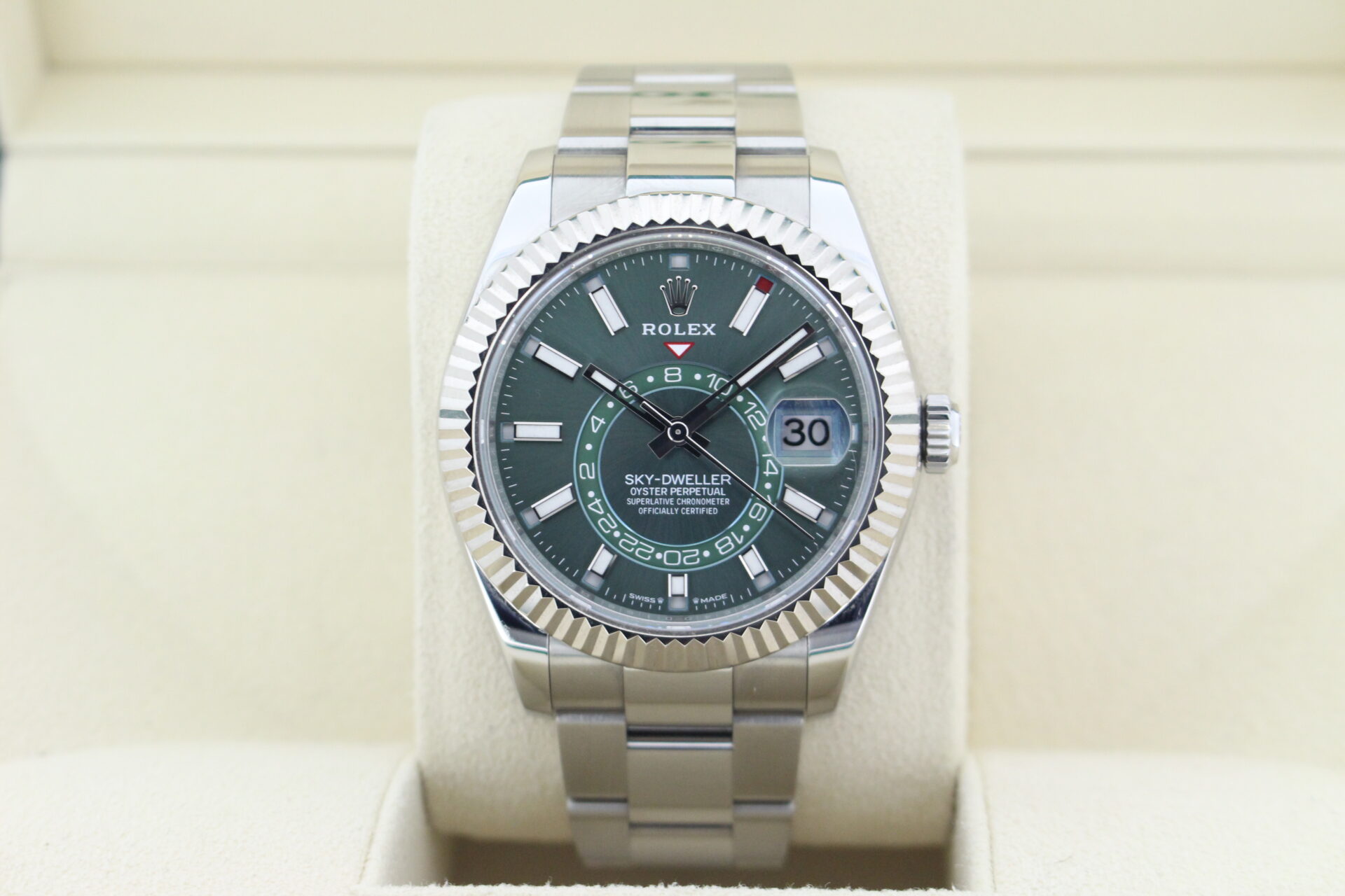 Rolex Sky-dweller 336934 Green Dial