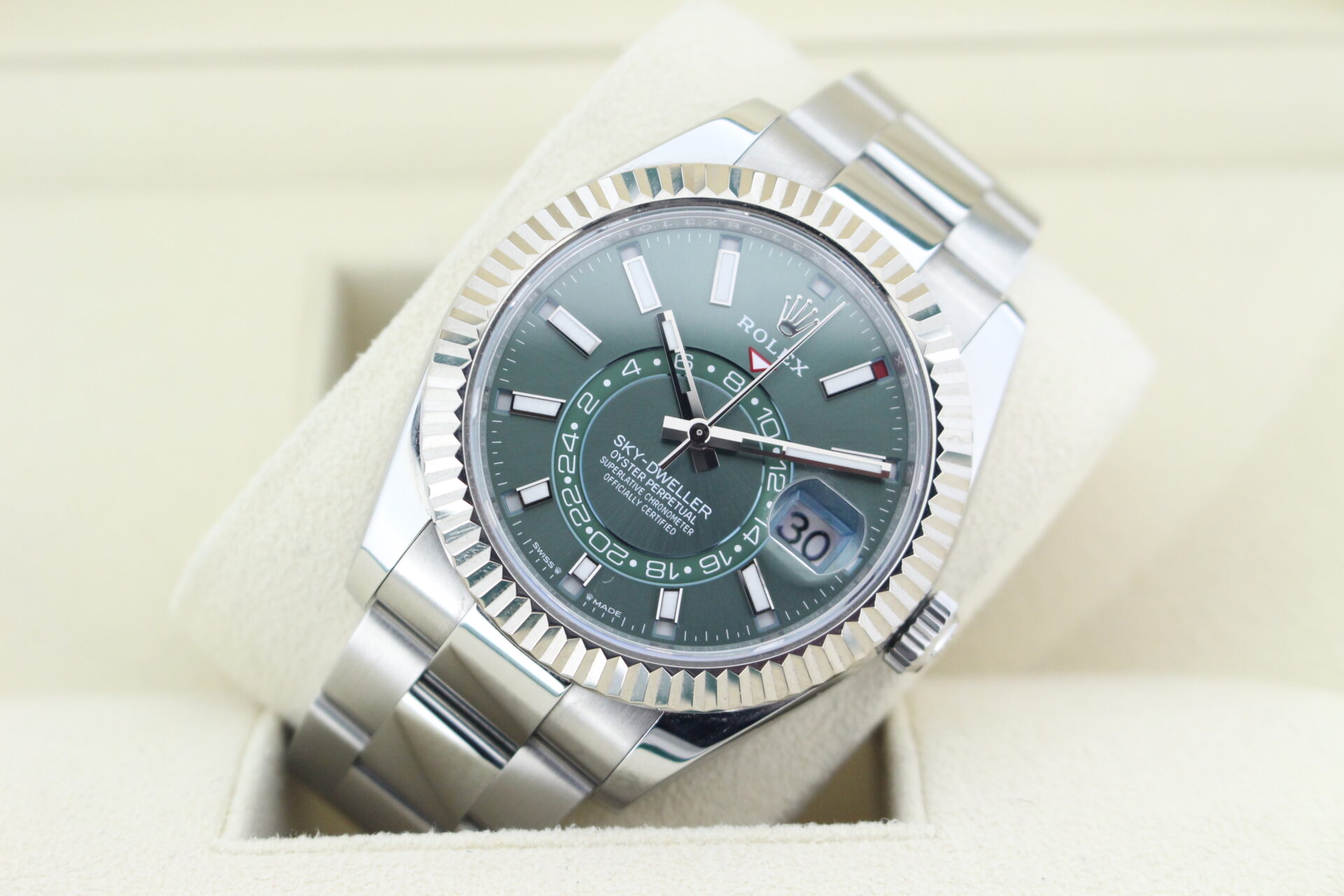 Rolex Sky-dweller 336934 Green Dial tilted in it's box