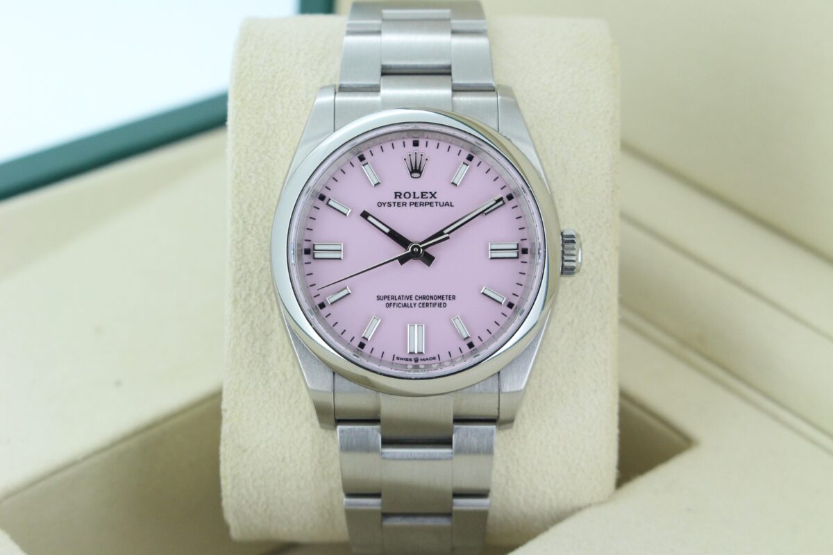 Rolex Oyster Perpetual 36 Candy Pink 126000 turned in it's box