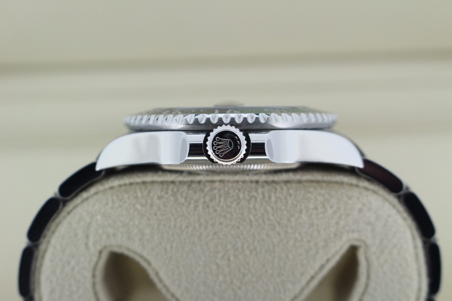 Rolex GMT Master II Sprite 126720GTNR crown