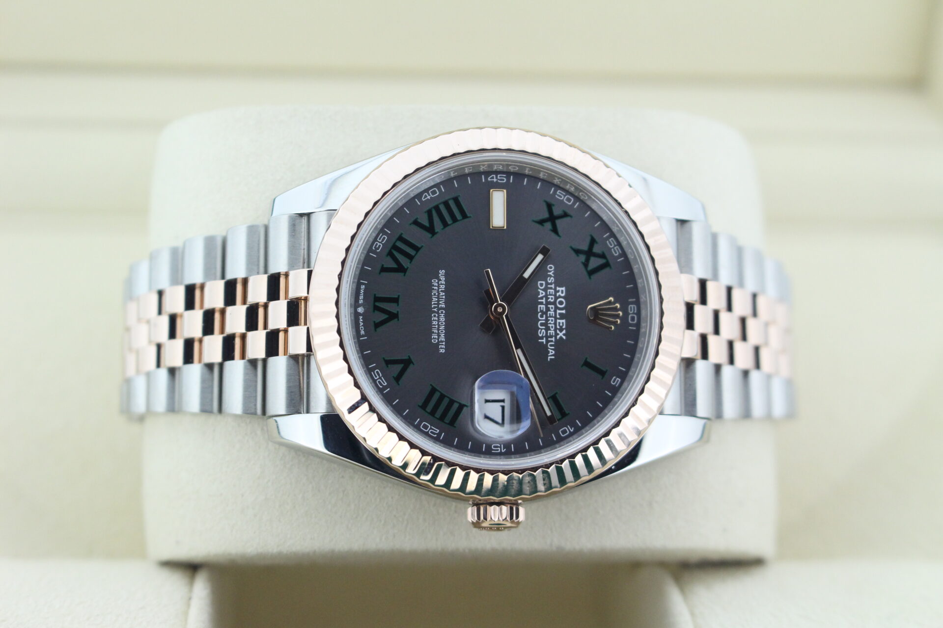 Rolex Datejust Wimbledon Bi-Metal Jubilee 126331 on it's side