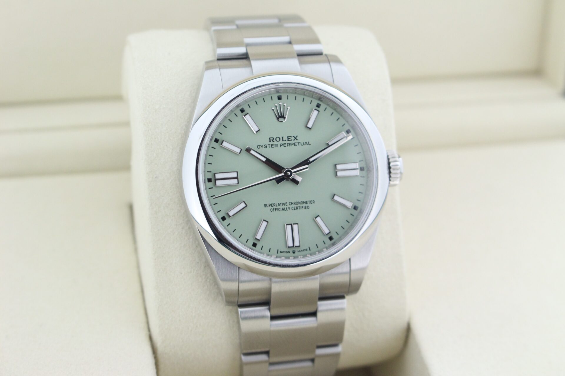 Rolex Oyster Perpetual 41 134300 - Image 6