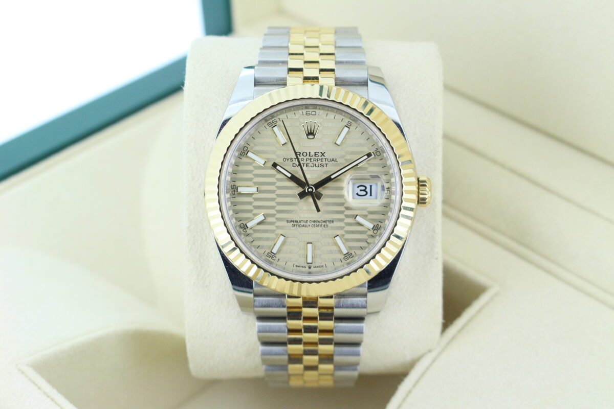 Rolex Datejust 41 Fluted bezel with a jubilee bracelet and discontinued motif dial