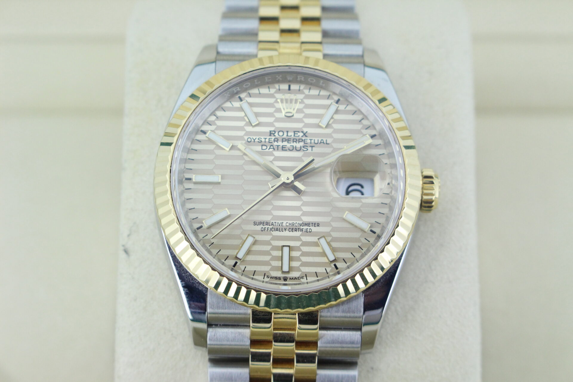 Rolex Datejust 36 Motif 126233 bi-metal