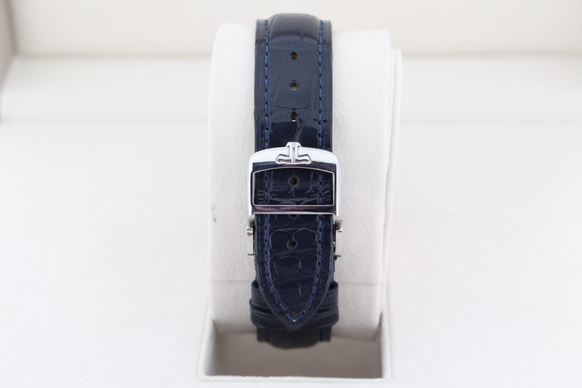 Jaeger-LeCoultre Master Geographic World Timer crocodile leather strap and clasp