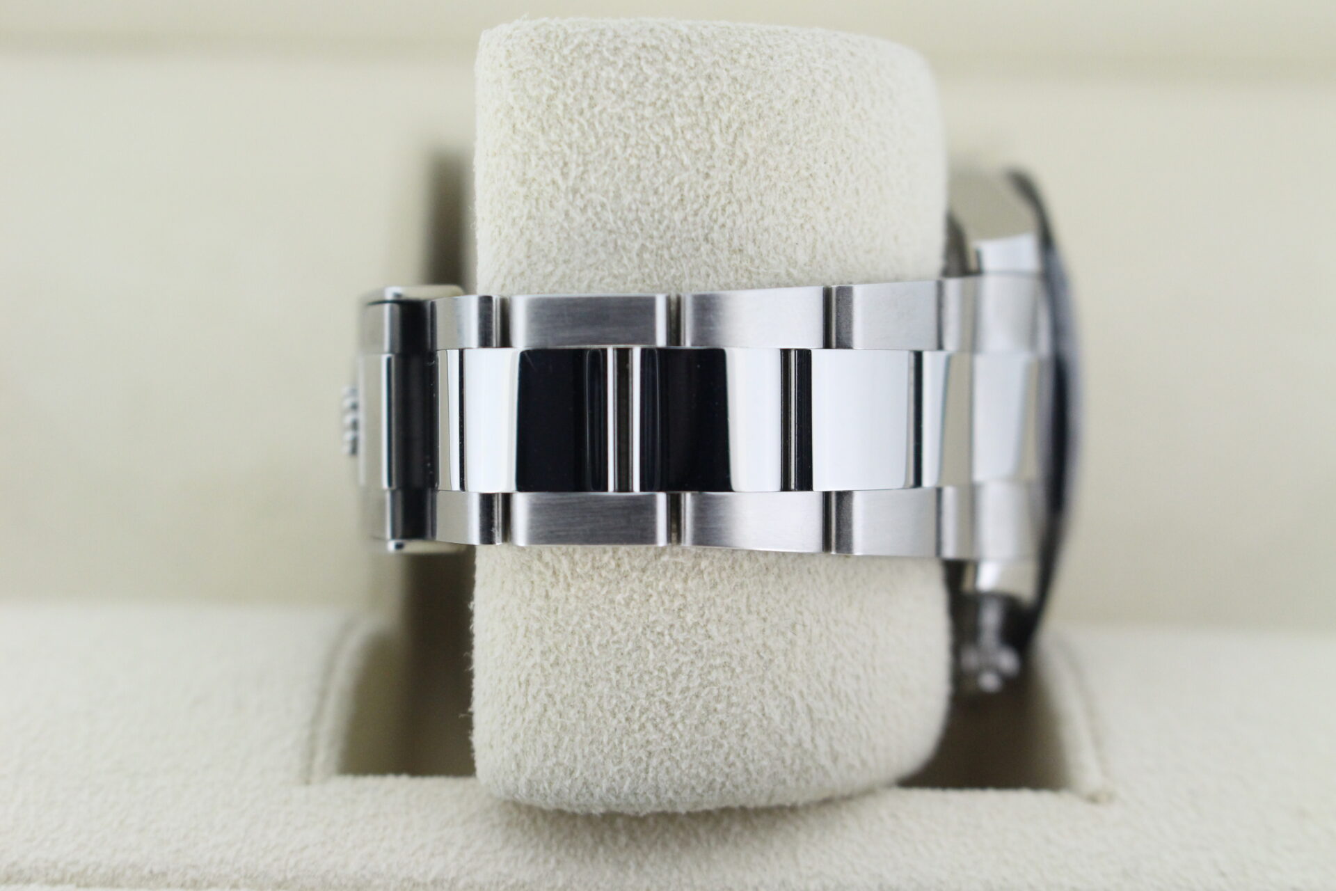 Rolex Oyster Bracelet fitted on a Daytona