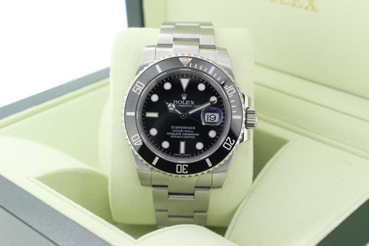 Rolex Submariner Date 116610LN turned in it's box