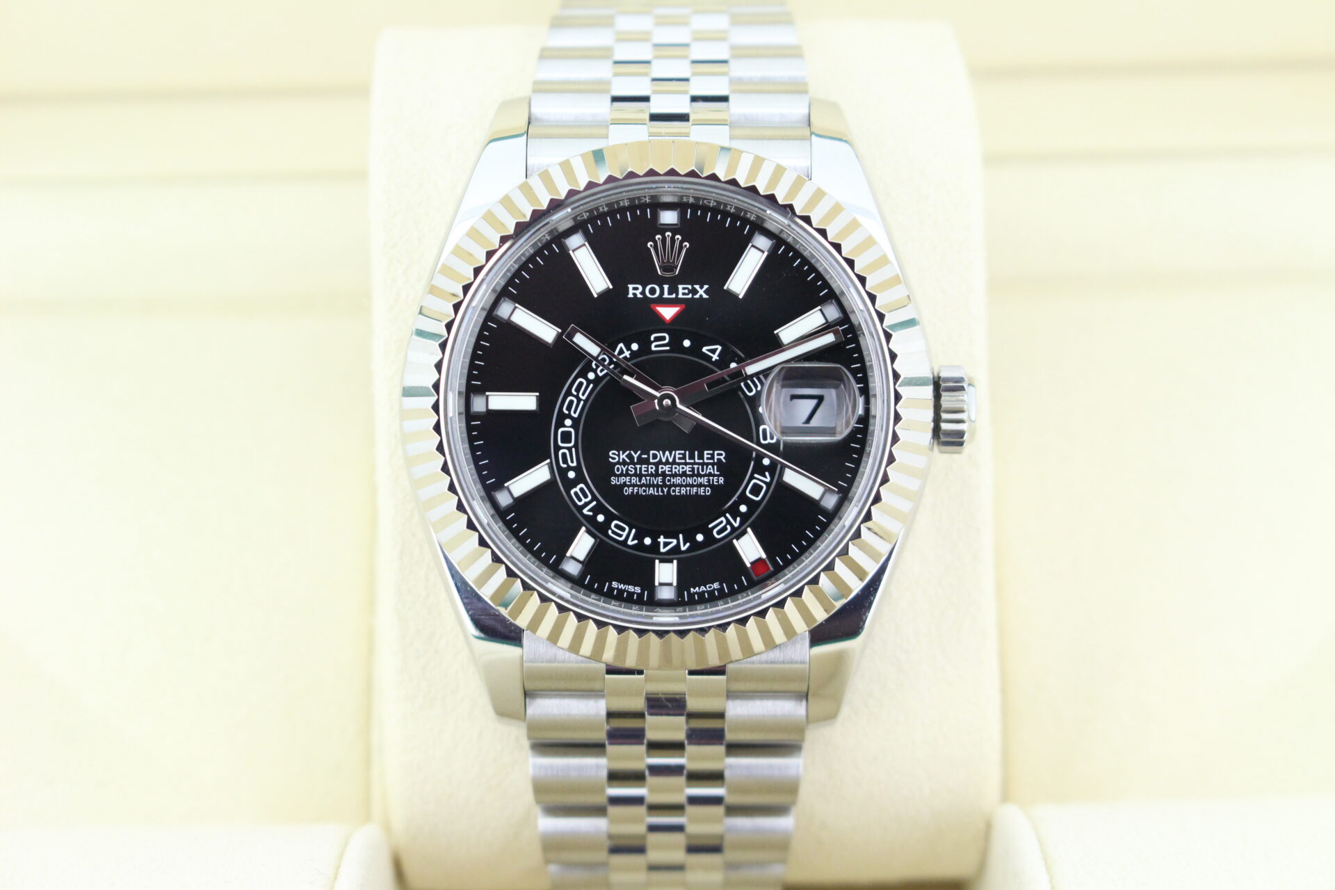 Rolex Sky-Dweller Black Dial 326934 - Image 4