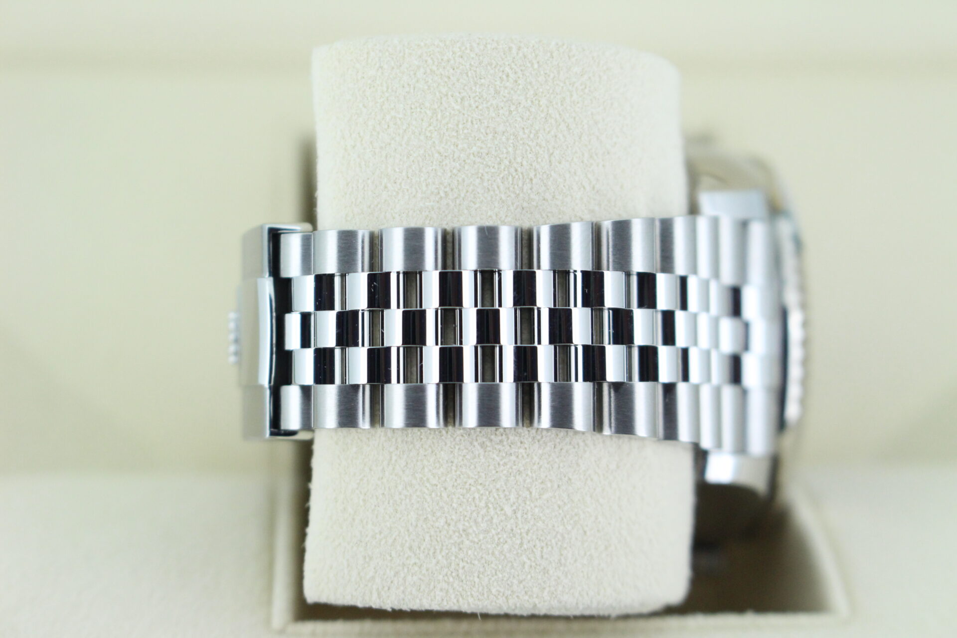 Rolex Jubilee Bracelet on a sky dweller