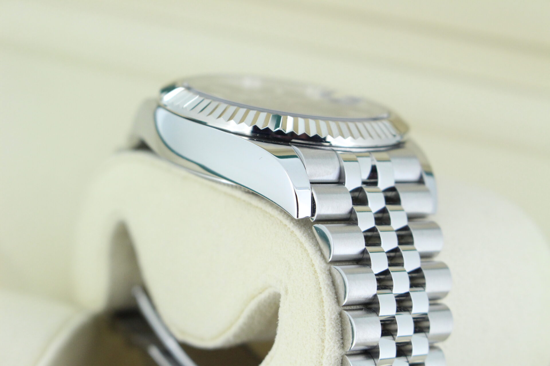 Rolex Sky-Dweller Black Dial 326934 - Image 13