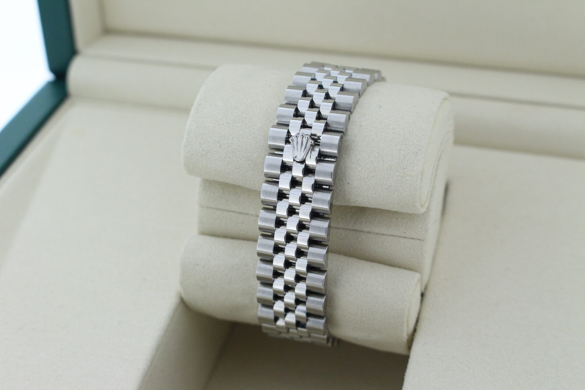 Rolex jubilee with the concealed crown clasp