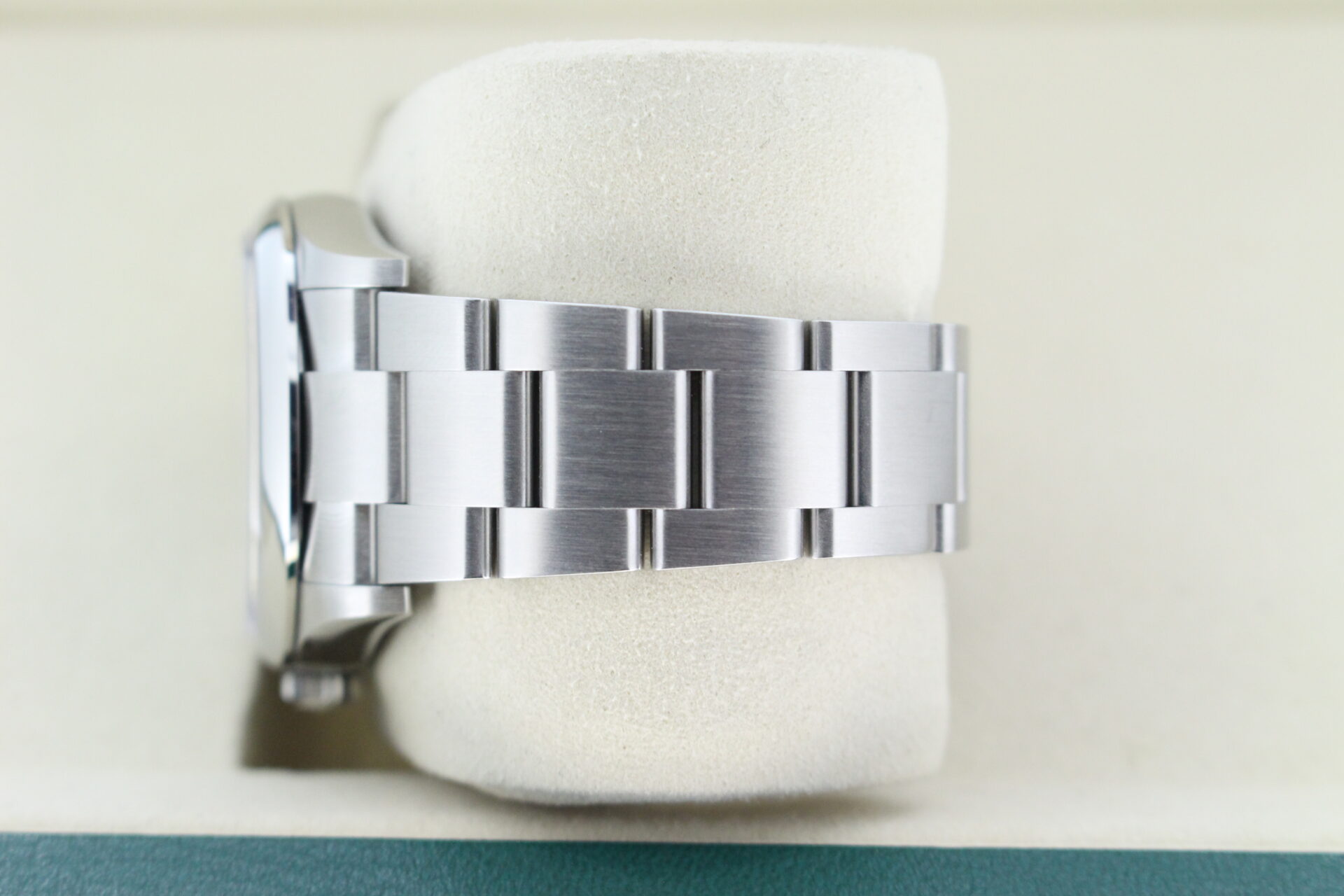 Rolex Oyster Perpetual 36 Tiffany 126000 Oyster bracelet