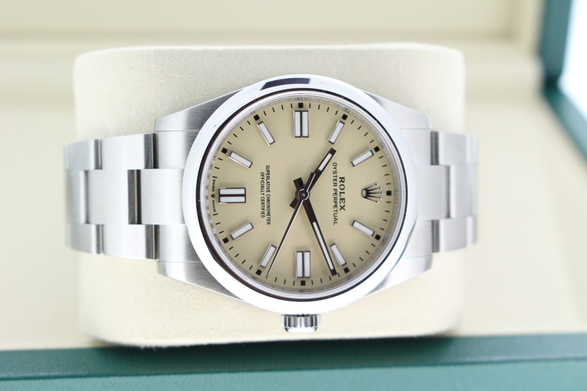 Rolex Oyster Perpetual 41mm Beige 134300 on it's side