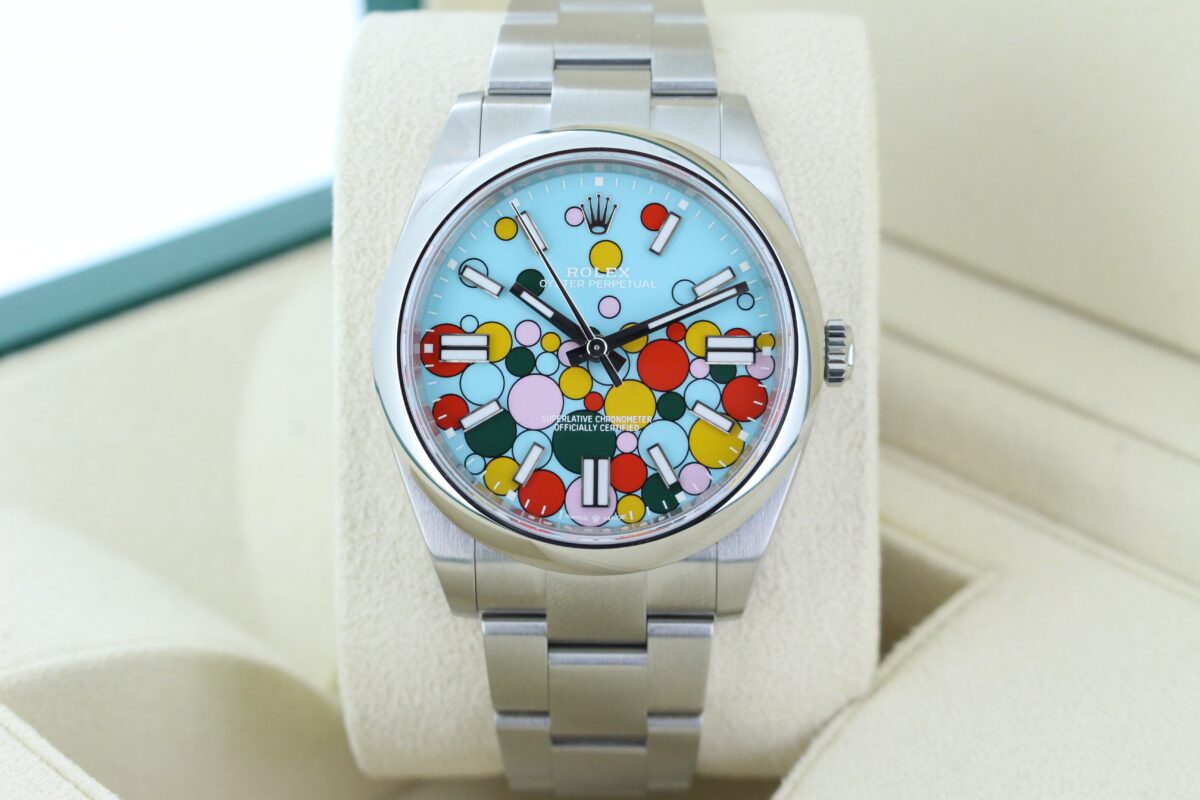 Rolex Oyster perpetual 41mm in its box fitted with the celebration bubble dial