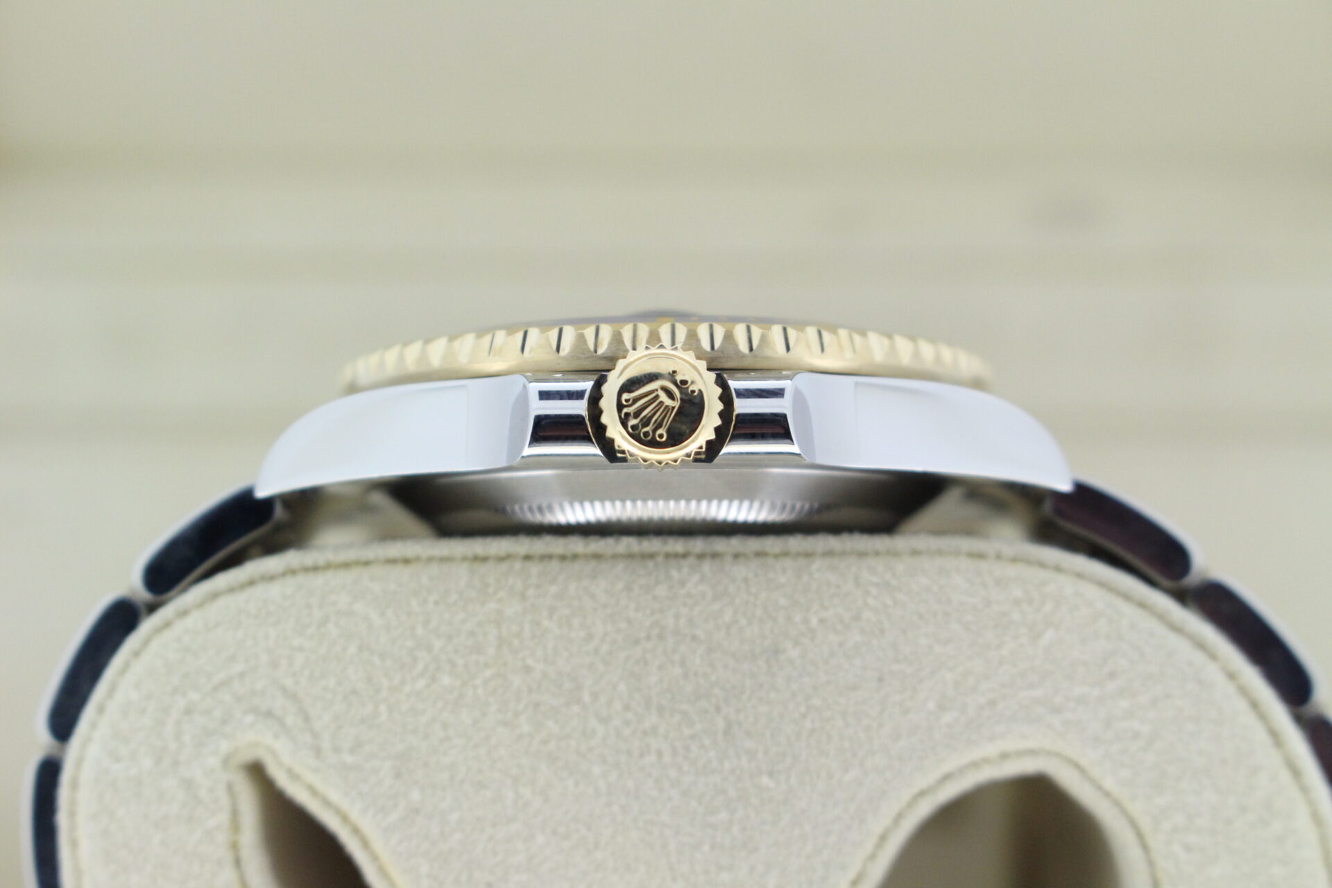 Rolex 18ct crown