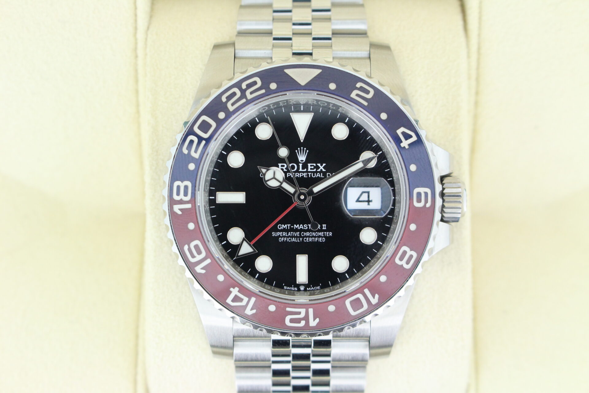 Close up of Rolex GMT Master II Pepsi 1261710BLRO