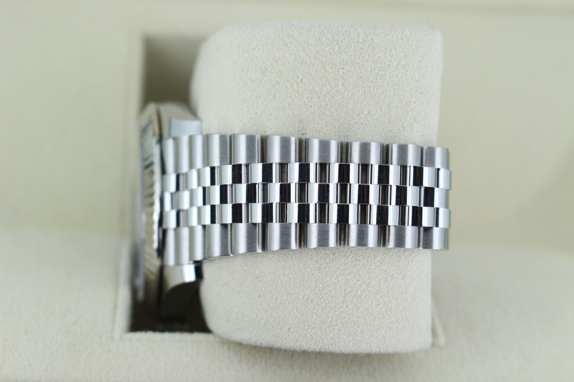 Rolex Datejust 41 Mint Green 126334 - Image 11