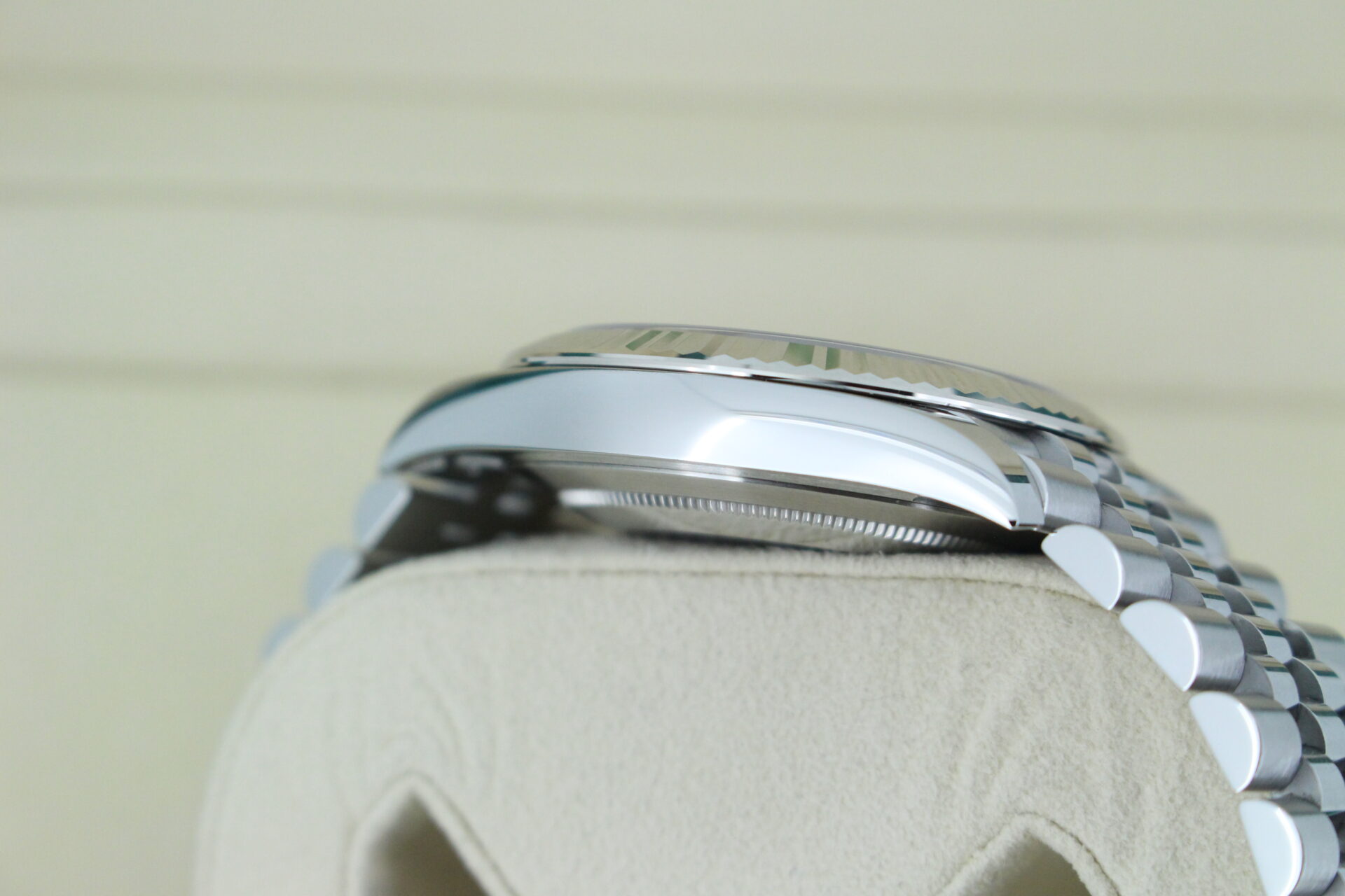 Rolex Datejust Case Side