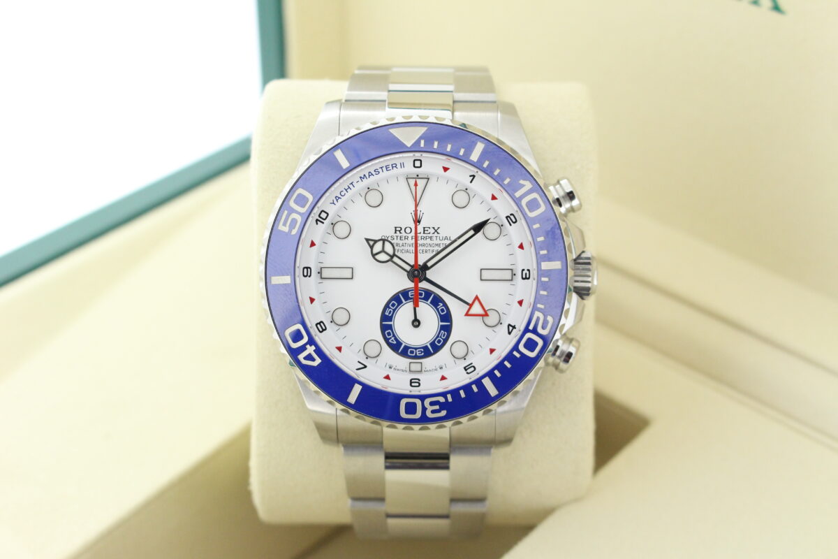 Rolex Yacht-master II 126680 turned in it's box
