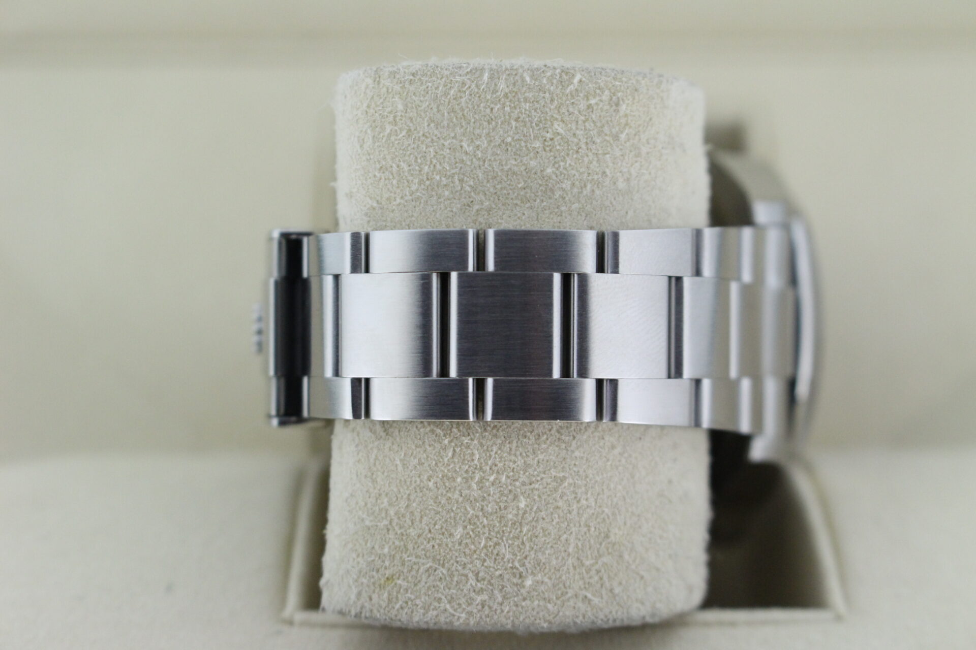 Rolex Air King 126900 Oyster bracelet