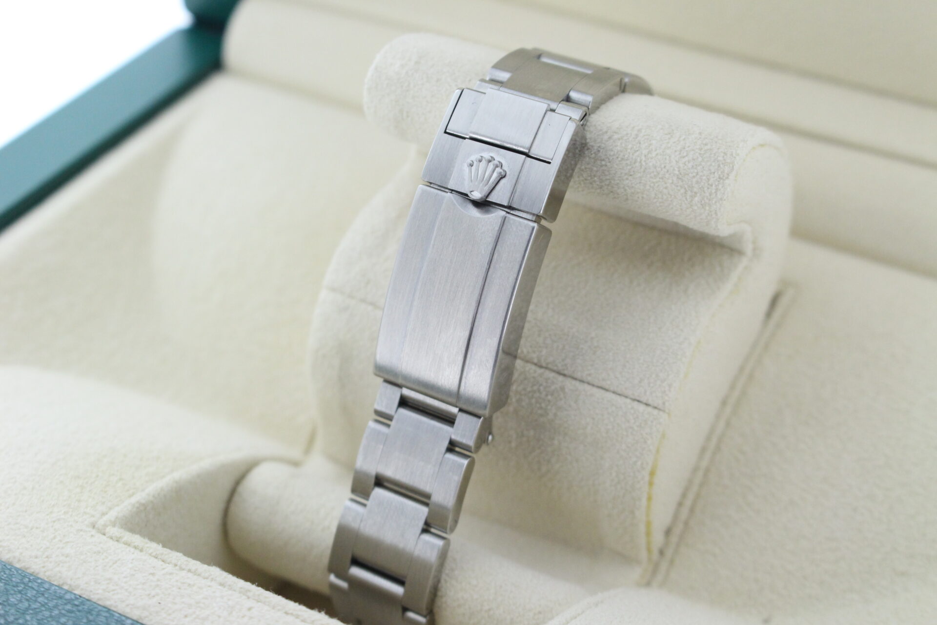 Rolex Explorer I 36mm 124270 clasp
