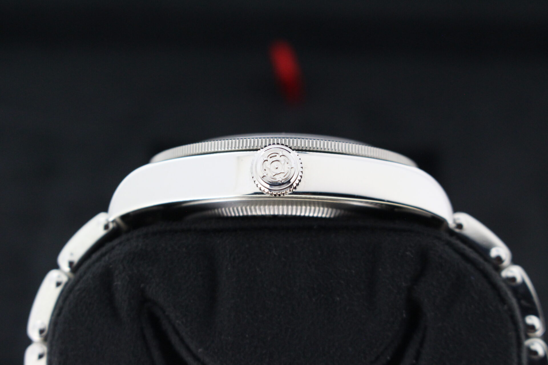 Tudor Black Bay 58 79030B crown