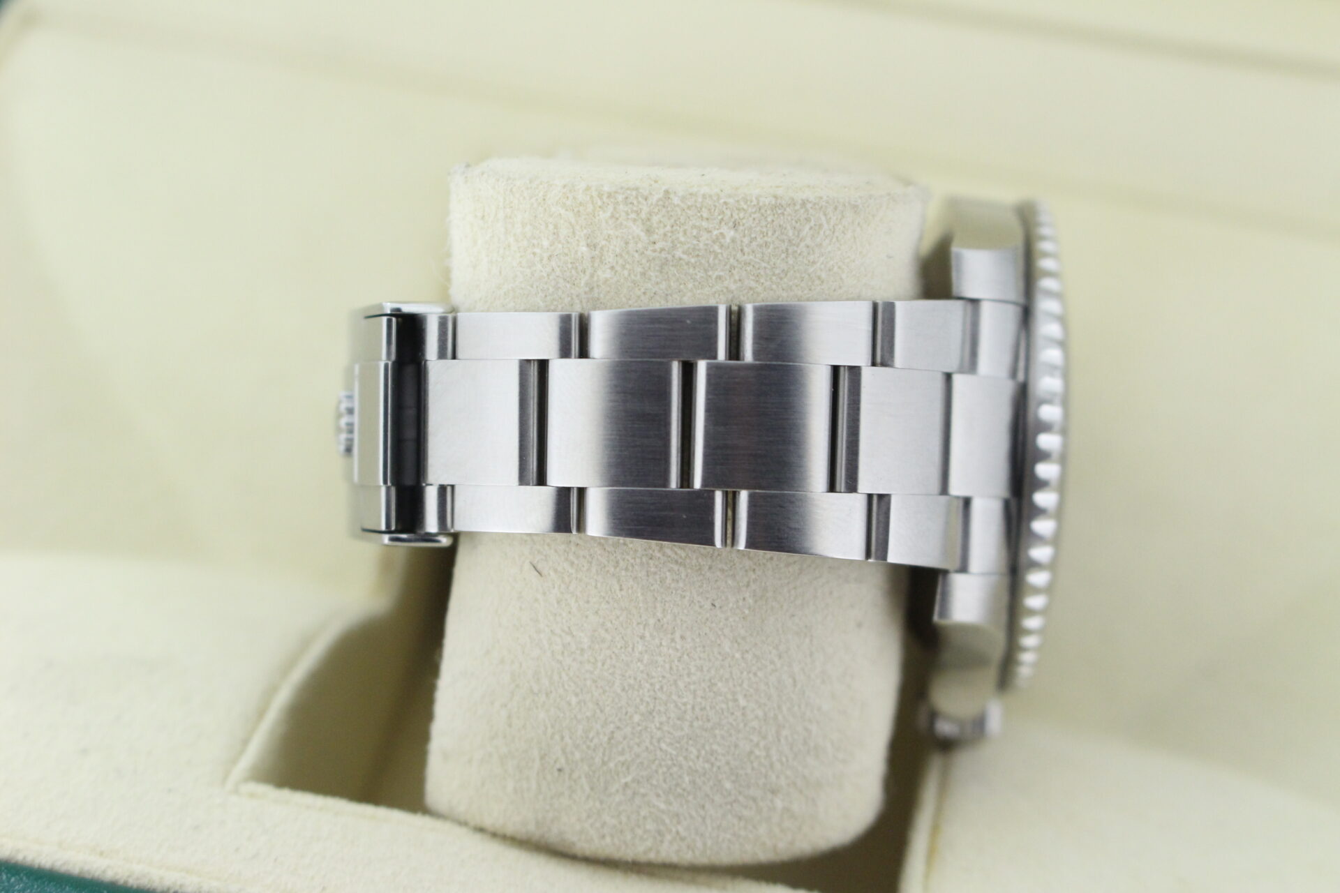Rolex Submariner No Date 114060 Oyster bracelet