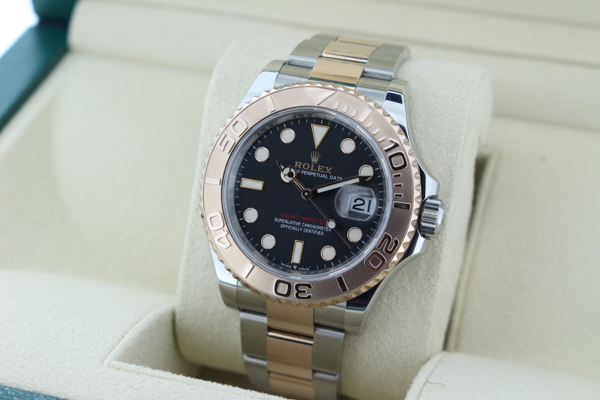 Rolex Yacht-Master 40 126621 Charcoal facing towards the left to show the right angle