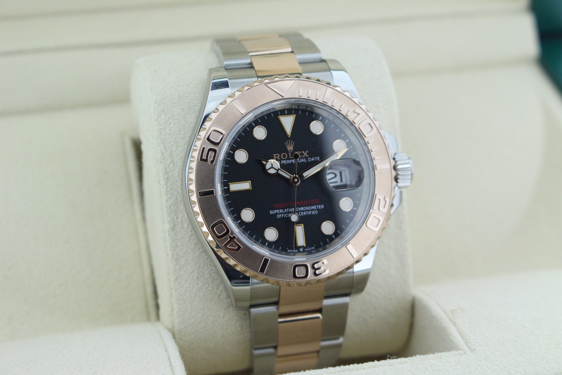Rolex Yacht-Master 40 126621 Charcoal facing towards the right to show the left angle