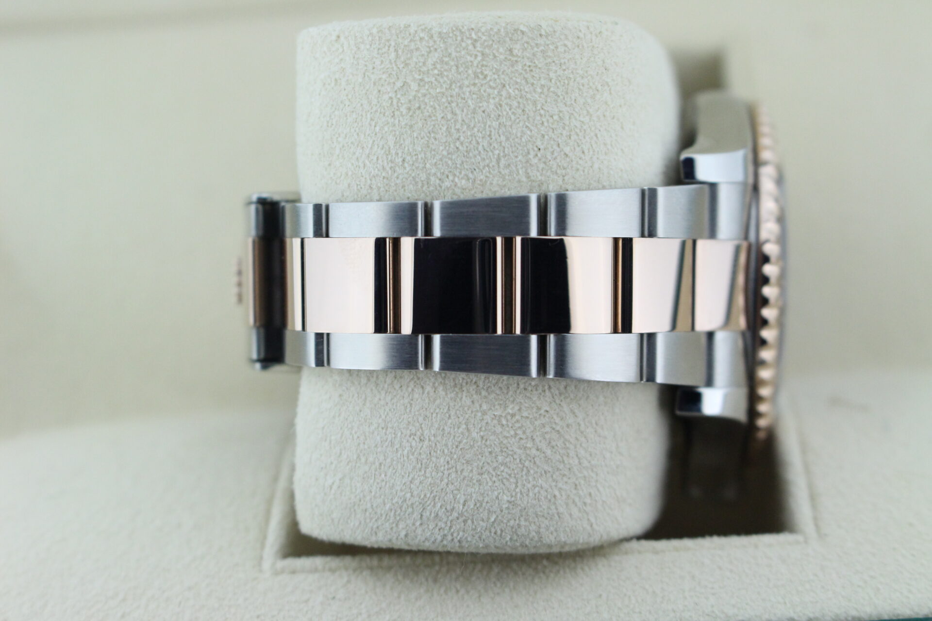 Rolex Yacht-Master 40 126621 Charcoal bi-metal Oyster bracelet