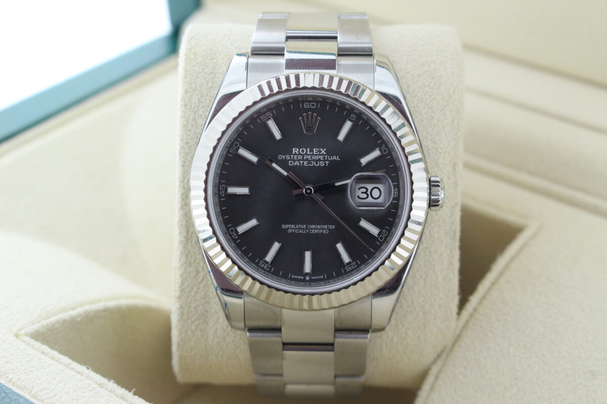 Rolex Datejust 41 Slate Grey 126334 turned in it's box
